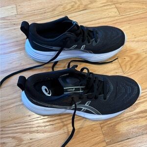 ASICS Gel-Cumulus 27 (narrow) women’s size 7